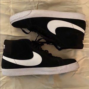Nike SB Blazers Mid